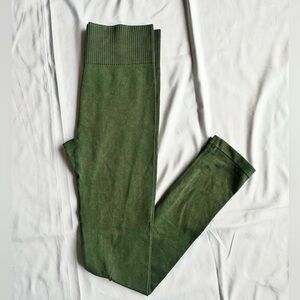 Dark Green Stretchy Highwaisted Workout Leggings